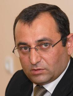 Արծվիկ Միանսյան