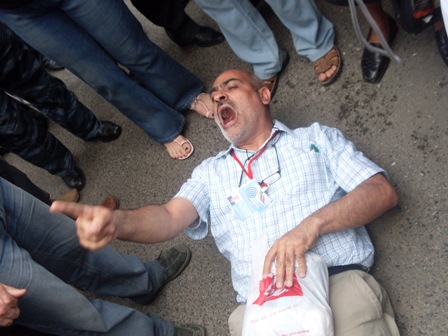 Заруи Постанджян легла на Гаспари, но полицейские увезли его