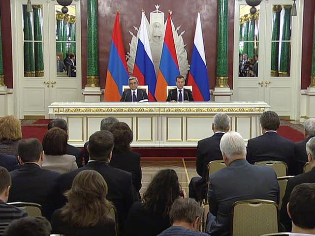 Карабахский конфликт можно разрешить лишь политическим путем – Дмитрий Медведев