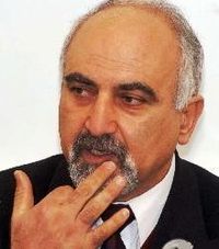 Паруйр Айрикян 