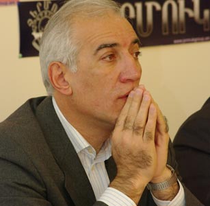 Ու՞մ հաշվին պետք է  101 մլրդ–ով ավելանա  2012թ. բյուջեն  