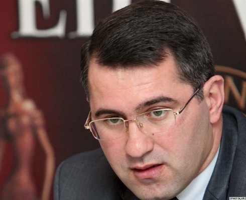 Армен Мартиросян считает отставку Овика Абрамяна нормальным процессом