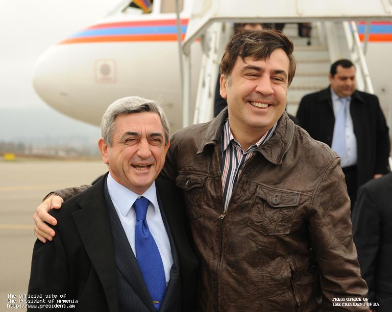 Երբ անգամ բատոնոն է ծիծաղում մեզ վրա