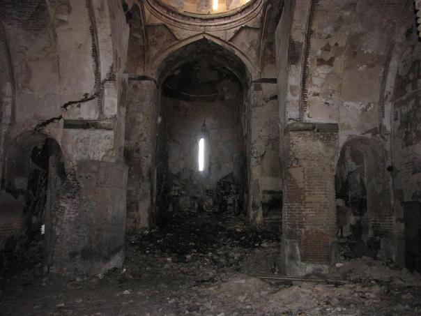 Այրվել է Թբիլիիսի հայկական Սուրբ Նշան եկեղեցին ու մնացել  անմխիթար  վիճակում