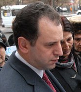 Վիգեն Սարգսյան. «Պետությունը շահագրգռված չէ բանակի նկատմամբ անվստահության ստեղծմամբ»