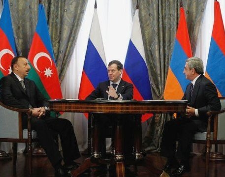Эдвард Налбандян подтвердил информацию о предстоящей встрече президентов Армении, России и Азербайджана