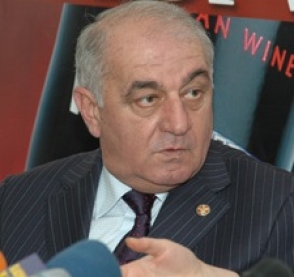 Гамлет Арутюнян: «Я профессиональный политический деятель»