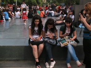 Чтение книг во всем мире сократилось на 1%, а в Армении – на 90%