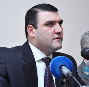 ՀՀ զինդատախազ Գևորգ Կոստանյանը տեղափոխվել է հիվանդանոց 