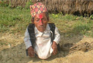 Աշխարհի ամենակարճահասակ մարդը (տեսանյութ) 