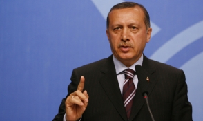Эрдоган потребовал от Ирана не «играть на турецком поле»