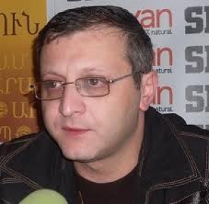 Сурен Суренянц: «Шушаник, наверное, взяли, чтобы она своим пением будила спящих депутатов»