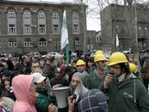 Ջութակի ձայներ Մաշտոցի պուրակում