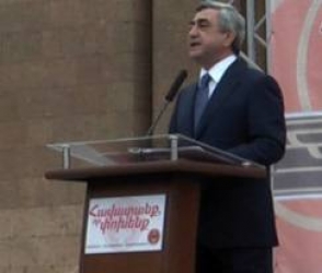 Серж лично агитирует за Тохмахи Мгера: из цикла «поверим, чтобы изменить» (видео)