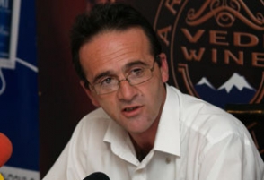 Հարձակվել են Սաքունցի գրասենյակի վրա