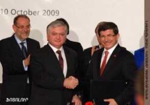 С Арменией, Израилем и Сирией крайне трудно договариваться – Ахмед Давудоглу