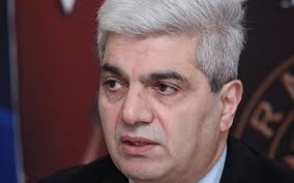 История вокруг университета им. В.Брюсова может отнять у РПА в Ереване 30-40 тыс. голосов - политолог