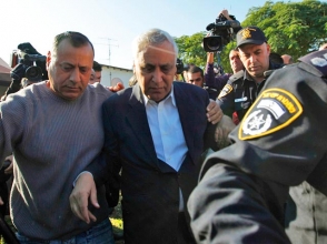Իսրայելի նախկին նախագահին բանտում «կոտրել» են