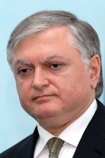 Эдвард Налбандян отбудет в Египет