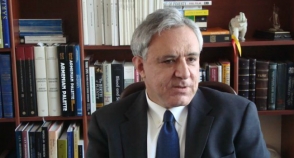 Վարդան Օսկանյանը համաձայն է Լևոն Զուրաբյանի հետ