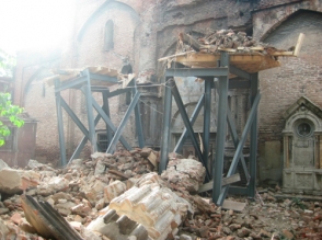 Հուշարձանագետ. «Ստացվում է, որ աղետների հետևանքով միայն հայկական հուշարձաններն են փլուզվում, իսկ վրացական եկեղեցիները բախտավոր են»