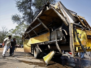 В ДТП с автобусом в Индии погибли 16 человек, десятки ранены