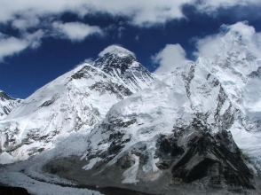 Немецкий альпинист погиб на Эвересте, еще четверо пропали без вести