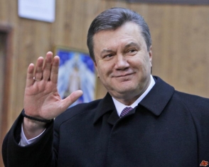 Ամերիկացի սենատորներին առաջարկվում է Ուկրաինայի նախագահին հայտարարել «պերսոնա նոն գրատա»