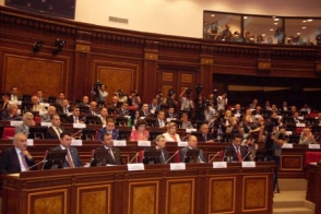Խորհրդարանն ընտրեց 12 մշտական հանձնաժողովների նախագահներին