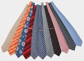 Իրանում փողկապ կրելը  համարվում է «տուրք տալ արևմտյան անկումայնությանը»