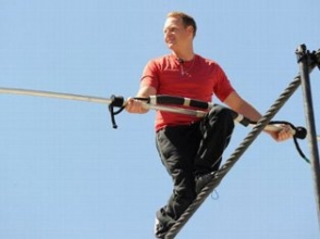 Канатоходец Ник Валленда пройдет над Ниагарским водопадом