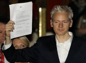 Ассанж попросил политическое убежище в Эквадоре