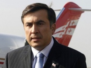 Саакашвили прервал визит в Баку из-за наводнения в Западной Грузии