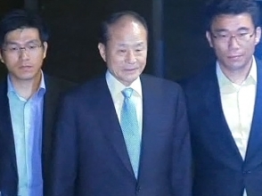 Брат президента Южной Кореи был арестован за взяточничество