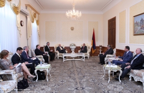 Овик Абрамян и генсек ОБСЕ коснулись темы парламентских и предстоящих президентских выборов в Армении