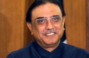 Պակիստանի վարչապետից պահանջել են վերսկսել նախագահի դեմ հարուցված  քրեական գործը