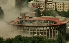 Сквер Маштоца, Крытый рынок, «Арснакар», «Цирк» или Баграмяна 26?