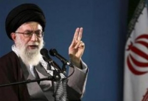 У США и Израиля не хватит смелости атаковать нас – Али Хаменеи