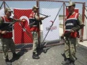 КПП на турецко-сирийской границе будут открыты только для беженцев