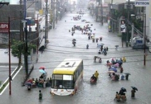 Более 70 человек погибли в результате наводнения на Филиппинах