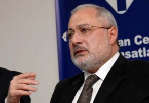 Отношения АРФД с властями Армении не обязательно должны повторятся в Арцахе – Ваан Ованнисян