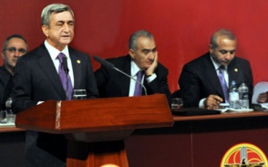 Серж Саргсян зависит от Овика Абрамяна