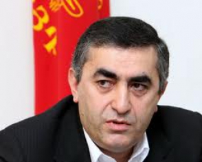 Արմեն Ռուստամյան. «Այդ անձը պետք է գա հստակ ժամանակացույցով և լուրջ պատասխանատվությամբ»