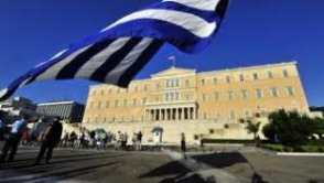 Парламент Греции утвердил бюджет на 2013 год: зарплаты и пенсии будут сокращены