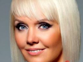 Певицу Валерию обокрали в аэропорту