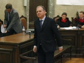 Экс-глава МВД Австрии приговорен к 4 годам за коррупцию