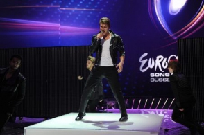 Участник «Евровидения-2011» Алексей Воробьев попал в аварию