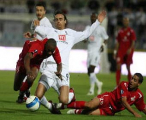 Футболиста арестовали за неуплату алиментов прямо на поле