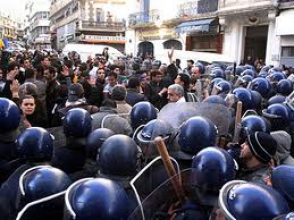 В Тунисе будет сформировано беспартийное правительство