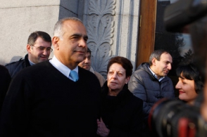 Раффи рассказал о подробностях встречи с Сержем Саргсяном